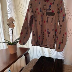 Patagonia Gray Chevron Patterned Synchilla Sweater